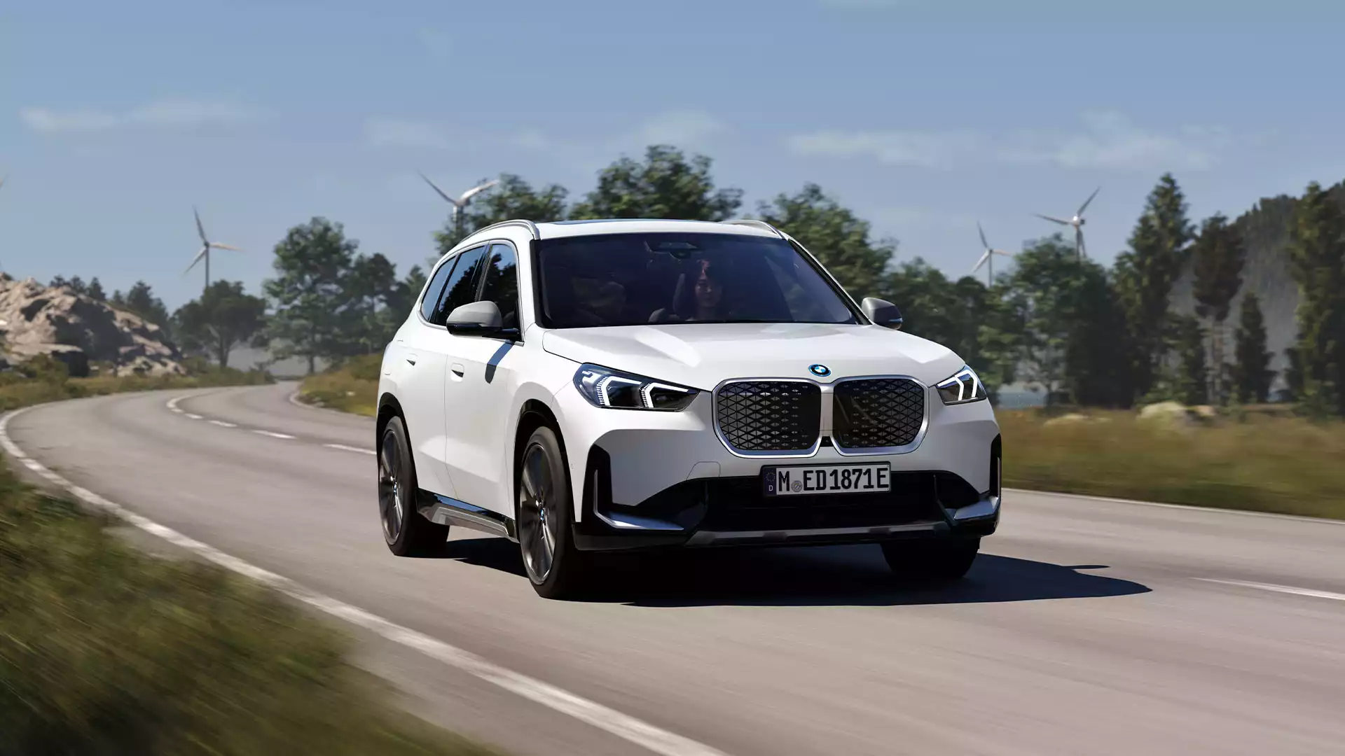 bmw-iX1-weiss-06-2024-min