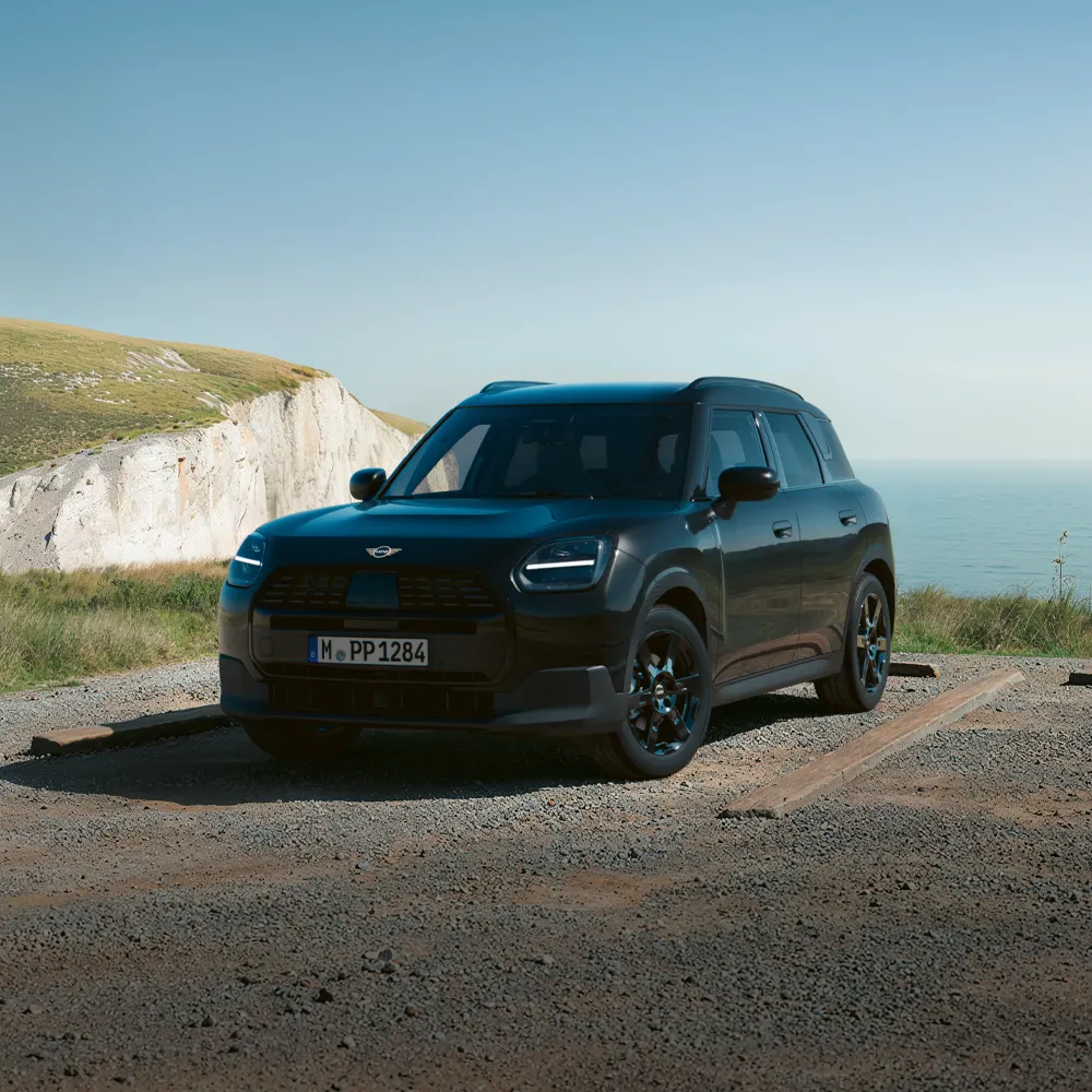 MINI Countryman C Blackyard